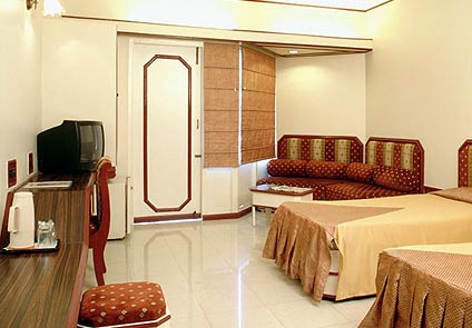 Hotel Surya Vadodara
