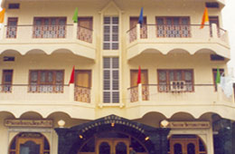 Hotel Shashi International
