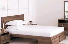 M D International Inn Image
