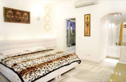 Tourist Holiday Home, Delhi