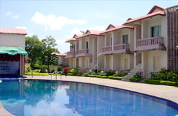 Bollywood Sea Queen Resort Goa