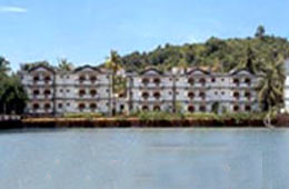 Maizons beach Resort