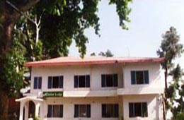 Chinar Lodge