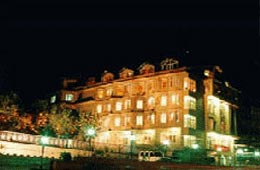 First Class Hotels in Manali