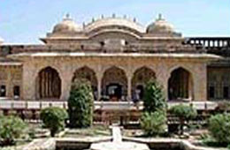 Sheesh Mahal Hotel Orchha
