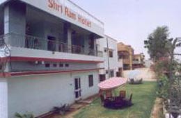 Shri Ram Hotel