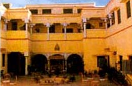 Ishwari Niwas