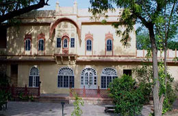 Rohetgarh Hotel