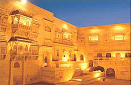 Narayan Niwas Castle