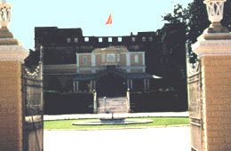 Roop Niwas