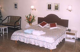 Hotels near Kausani