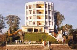 Hotel Ganga Kinare Rishikesh