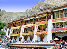 Ladakh With North India Culture 