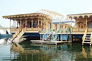 Mandalay Houseboats