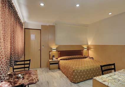 Hotel Amar Yatri Niwas Agra