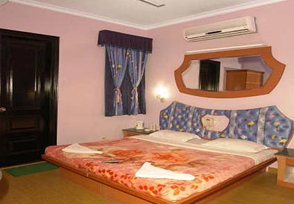 Hotel Raunak Delhi