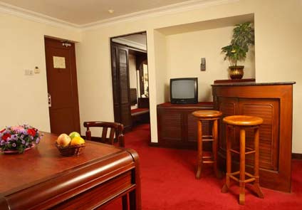 Hotel Yuvarani Residency Kochi