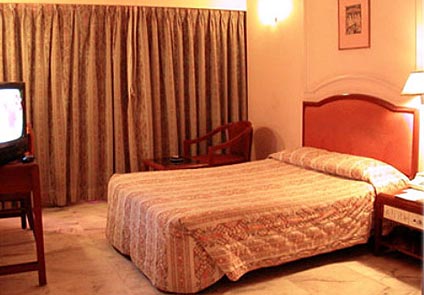 Hotel Yuvraj Vadodara