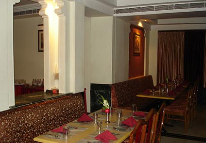 Hotel Yuvraj Vadodara