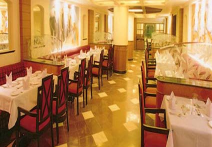 Hotel Pearl Regency Hyderabad