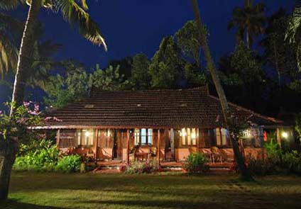 Kayaloram Lake Resort Alleppey