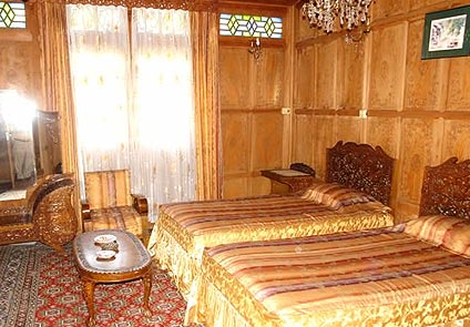 Meena Group of Houseboats Srinagar