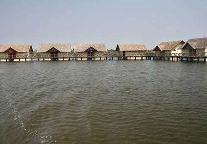 Pristine Island Resort Alleppey