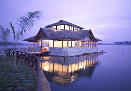 Pristine Island Resort Alleppey