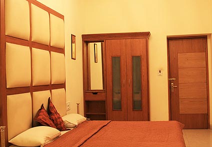 Vivek Hotel Delhi
