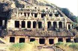 Undavalli Caves, Undavalli