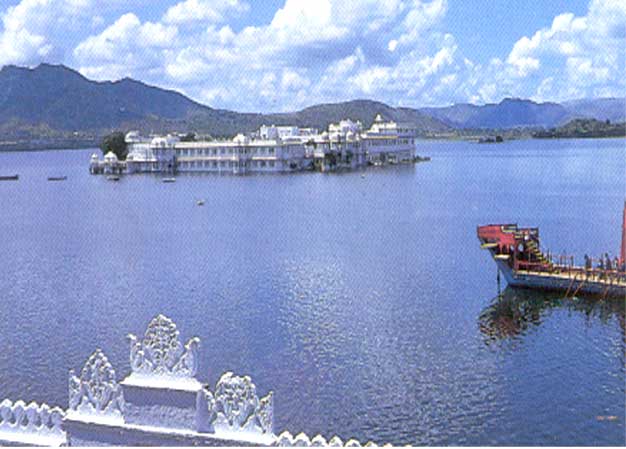 Exterior of Hotel Lake Palace Udaipur